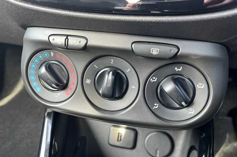 Used Vauxhall ADAM 2017 for sale - 77627817: Photo 15