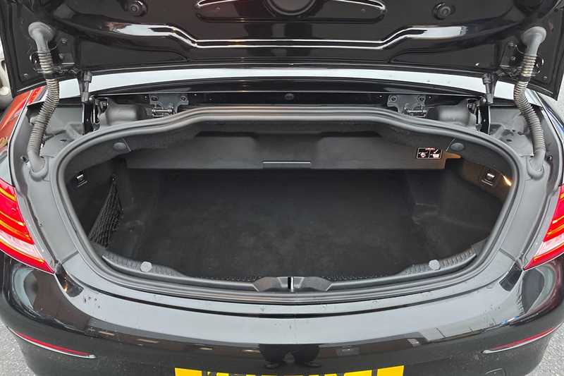 Used Mercedes-Benz C Class 2017 for sale - 77512889: Photo 24