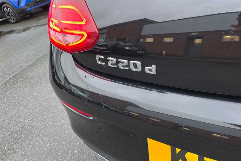 Used Mercedes-Benz C Class 2017 for sale - 77512889: Photo 29