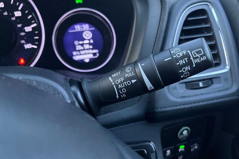 Used Honda HR-V 2018 for sale - 77146391: Photo 28