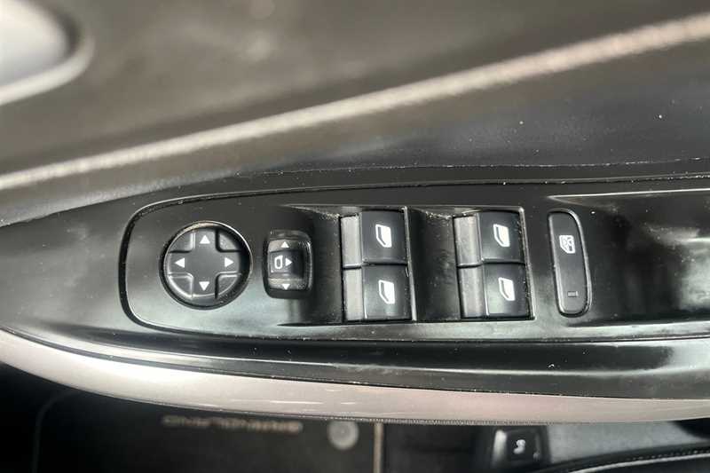 Used Vauxhall Grandland 2022 for sale - 75993056: Photo 16