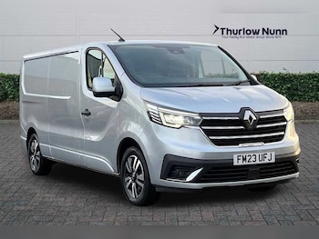 Renault Trafic feature image