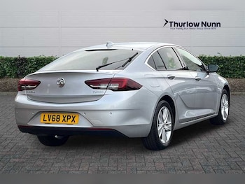 Used Vauxhall Insignia 2018 for sale - 76487647: Photo
