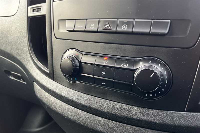 Used Mercedes-Benz Vito 2021 for sale - 77614803: Photo 15