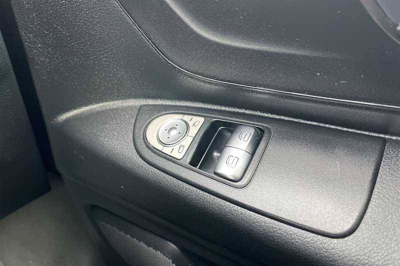 Used Mercedes-Benz Vito 2021 for sale - 77614803: Photo 16