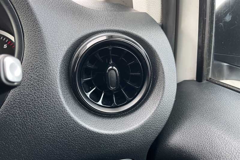 Used Mercedes-Benz Vito 2021 for sale - 77614803: Photo 26