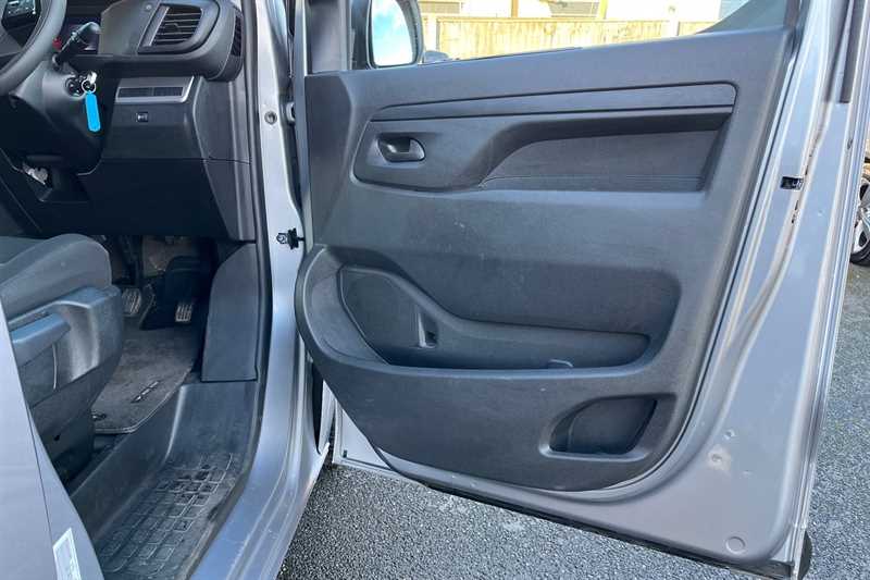 Used Vauxhall Vivaro 2024 for sale - 76804347: Photo 31