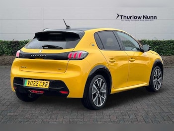 Used Peugeot E-208 2022 for sale - 77513328: Photo