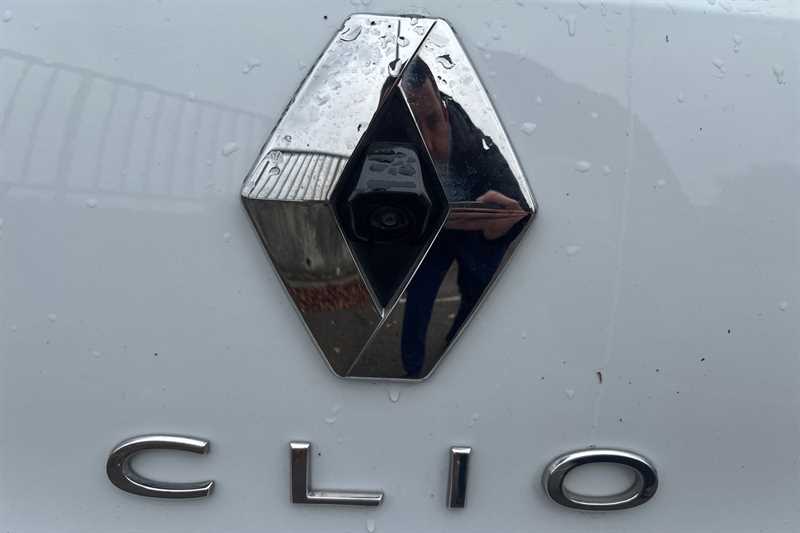 Used Renault Clio 2020 for sale - 77471880: Photo 42