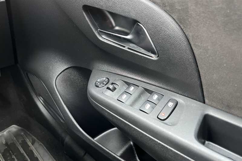 Used Vauxhall Corsa 2023 for sale - 77145952: Photo 16