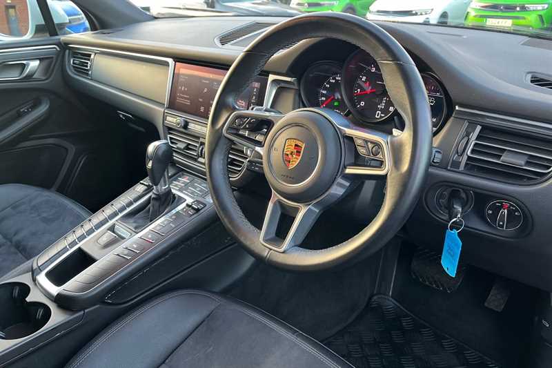 Used Porsche Macan 2020 for sale - 77146951: Photo 10