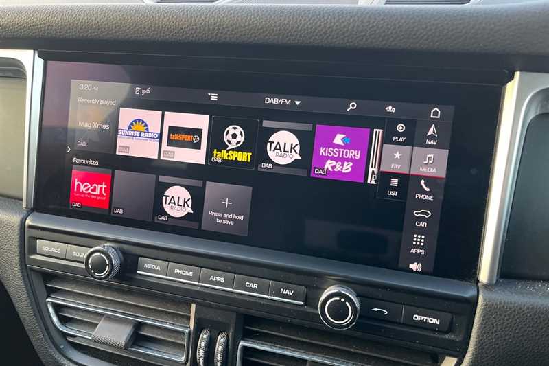 Used Porsche Macan 2020 for sale - 77146951: Photo 17