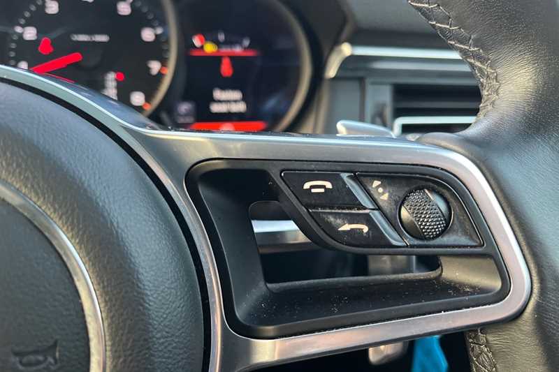 Used Porsche Macan 2020 for sale - 77146951: Photo 22