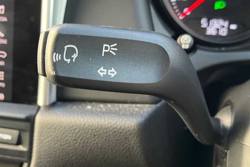 Used Porsche Macan 2020 for sale - 77146951: Photo 33