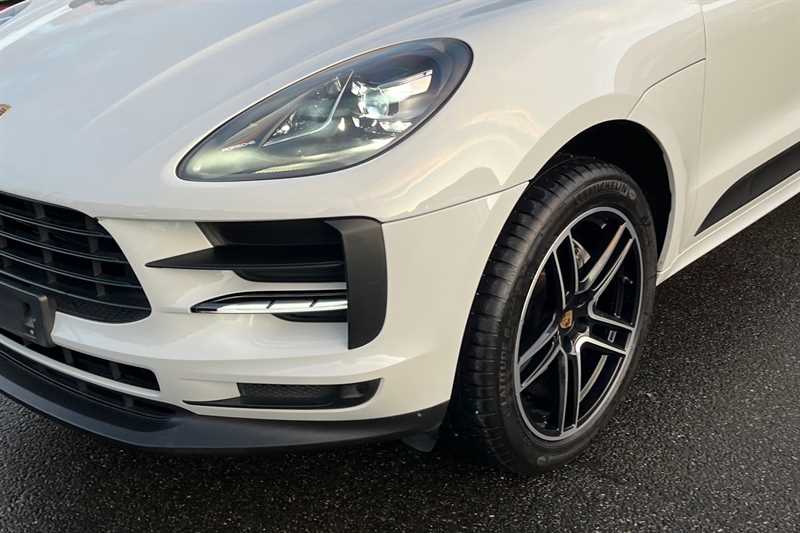 Used Porsche Macan 2020 for sale - 77146951: Photo 51