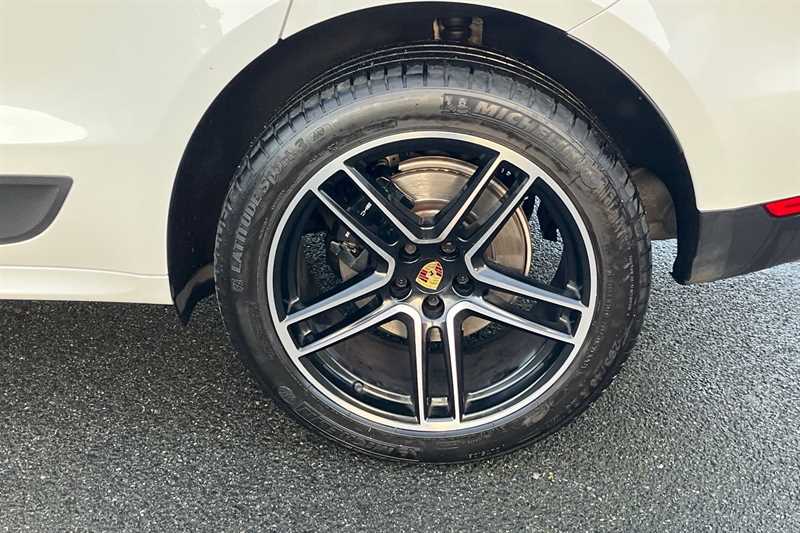 Used Porsche Macan 2020 for sale - 77146951: Photo 9