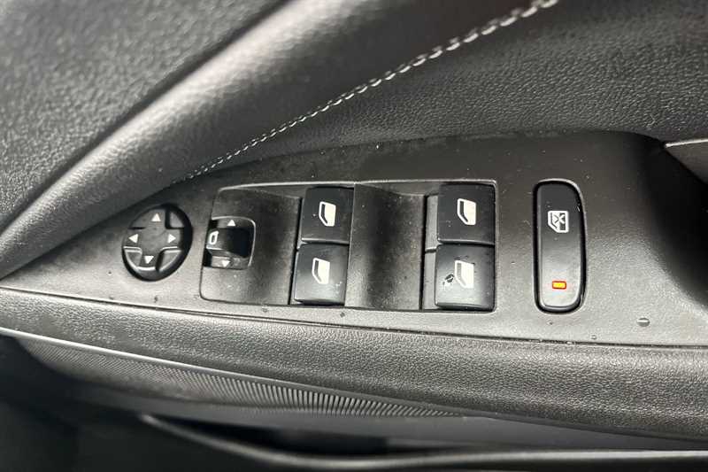 Used Vauxhall Crossland 2022 for sale - 76191286: Photo 16