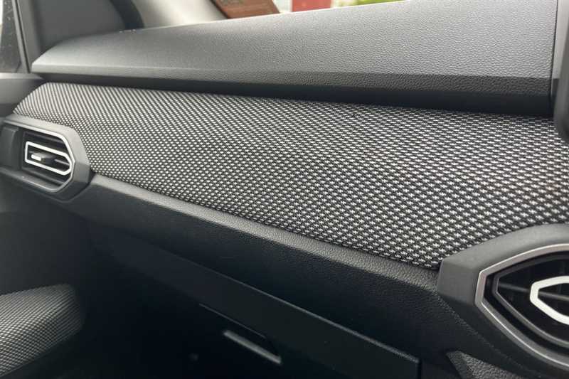 Used Dacia Sandero 2023 for sale - 76140665: Photo 51