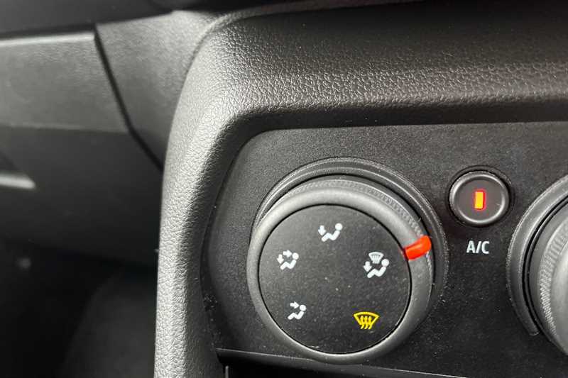 Used Dacia Sandero 2023 for sale - 76140665: Photo 53