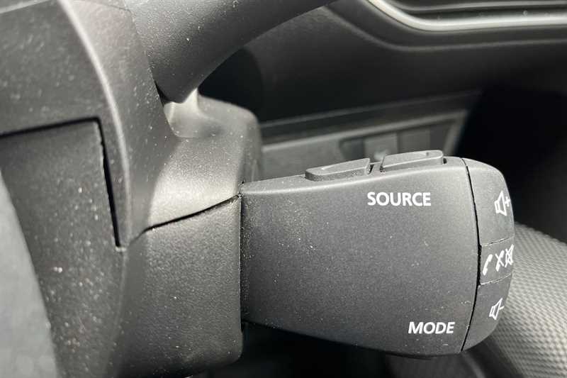 Used Dacia Sandero 2023 for sale - 76140665: Photo 59