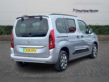 Used Vauxhall Combo Life Electric 2025 for sale - 79014365: Photo