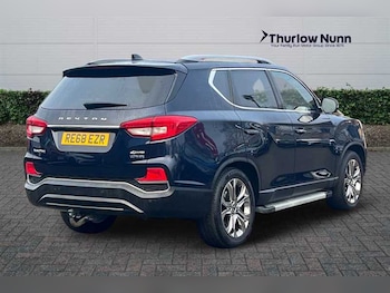 Used Ssangyong Rexton 2018 for sale - 76487641: Photo