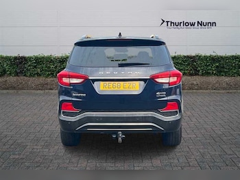 Used Ssangyong Rexton 2018 for sale - 76487641: Photo