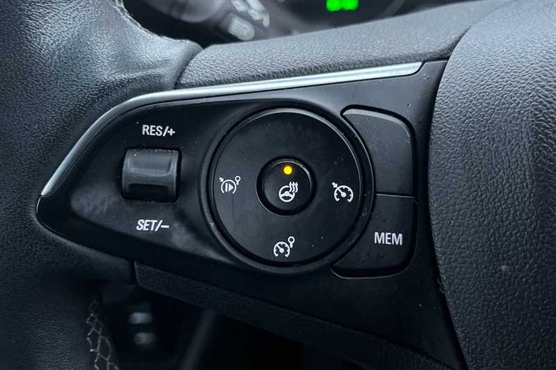 Used Vauxhall Crossland 2021 for sale - 77146679: Photo 32