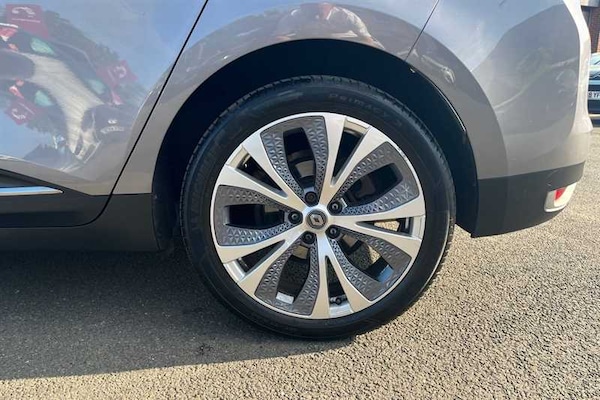 Used Renault Grand Scenic 2020 for sale - 76086936: Photo 9
