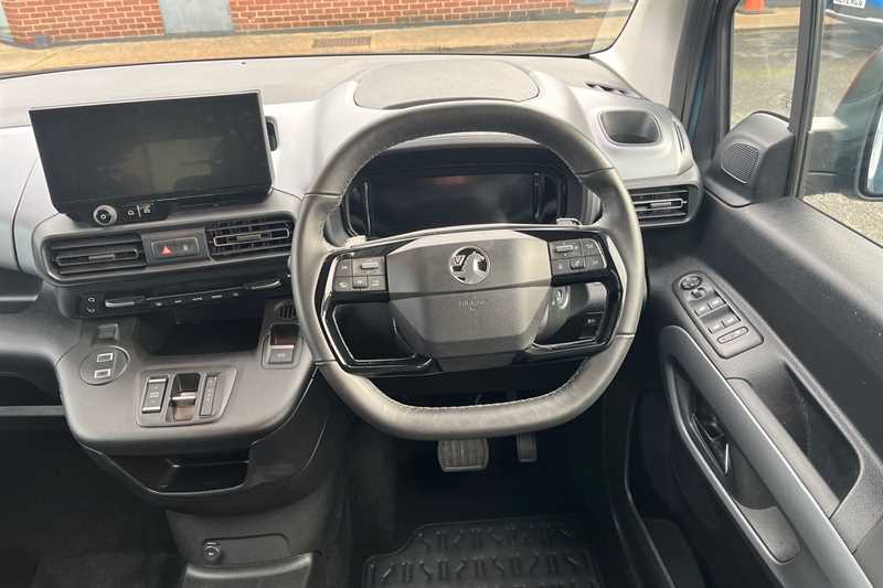 Used Vauxhall Combo Life Electric 2024 for sale - 76390279: Photo 11