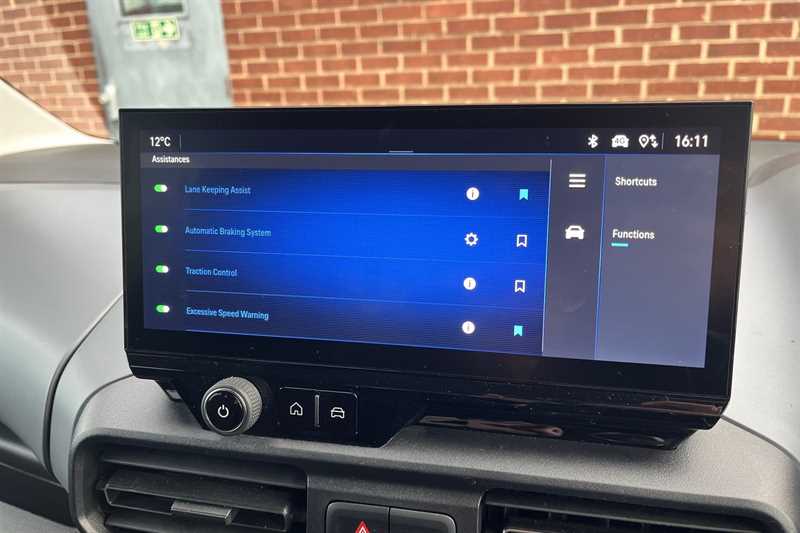 Used Vauxhall Combo Life Electric 2024 for sale - 76390279: Photo 54