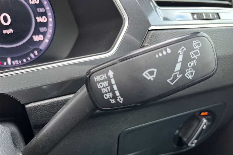 Used Volkswagen Tiguan 2016 for sale - 77146665: Photo 32