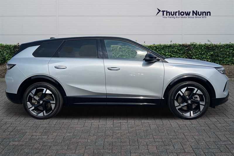 Used Vauxhall Grandland 2024 for sale - 77512790: Photo 2