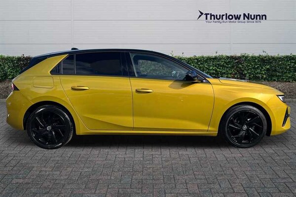 Used Vauxhall Astra 2022 for sale - 75993081: Photo 2