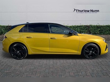 Used Vauxhall Astra 2022 for sale - 75993081: Photo 2