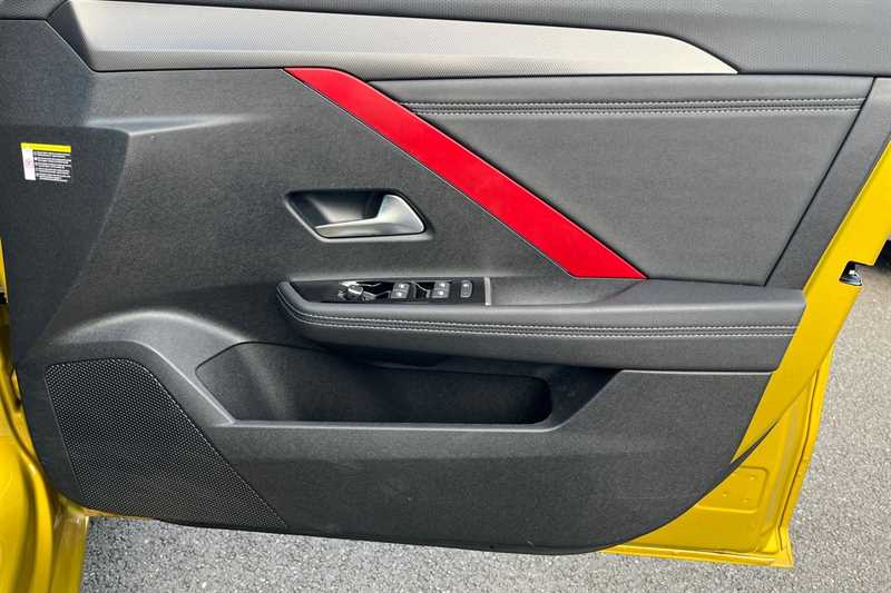 Used Vauxhall Astra 2022 for sale - 75993081: Photo 39