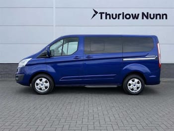 Used Ford Tourneo Custom 2017 for sale - 79768754: Photo