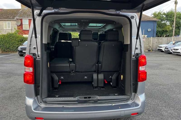 Used Peugeot Traveller 2023 for sale - 76168946: Photo 24