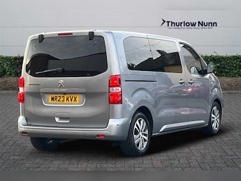 Used Peugeot Traveller 2023 for sale - 76168946: Photo 3