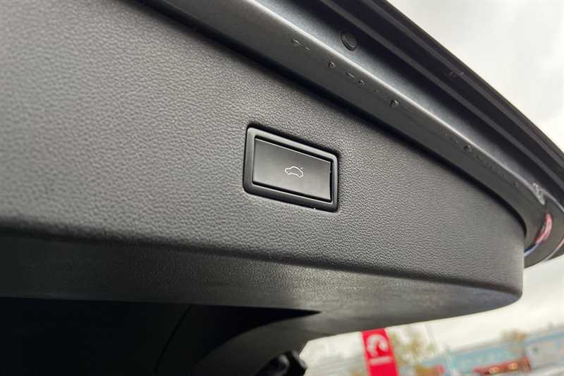 Used Volkswagen Tiguan 2020 for sale - 76420515: Photo 29