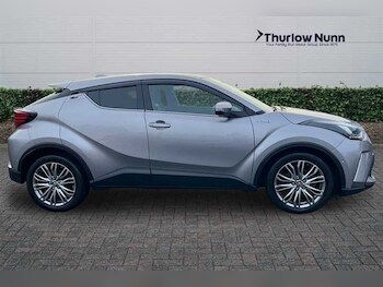 Used Toyota C-HR 2021 for sale - 77281253: Photo