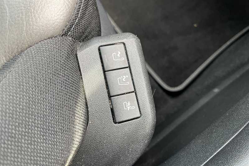 Vehicle 44