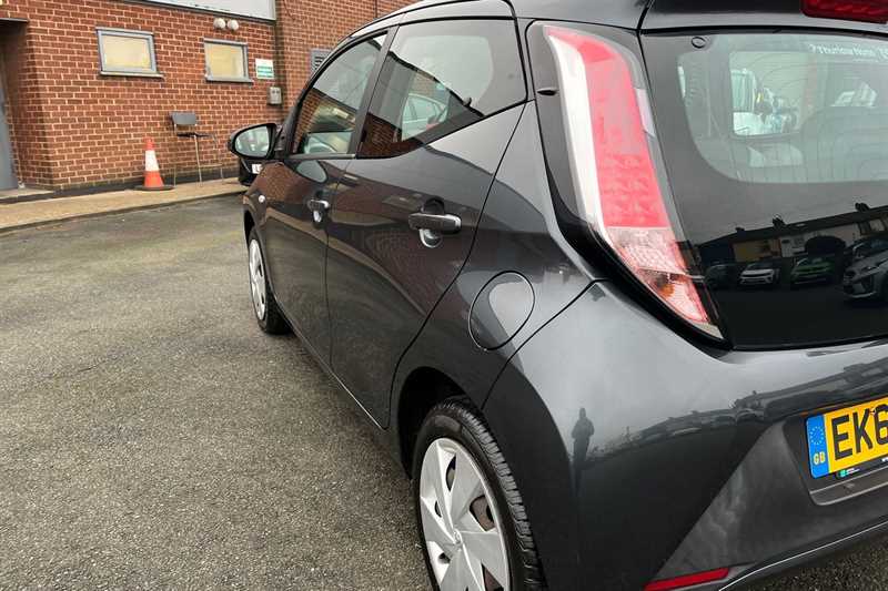 Used Toyota AYGO 2017 for sale - 77740208: Photo 30
