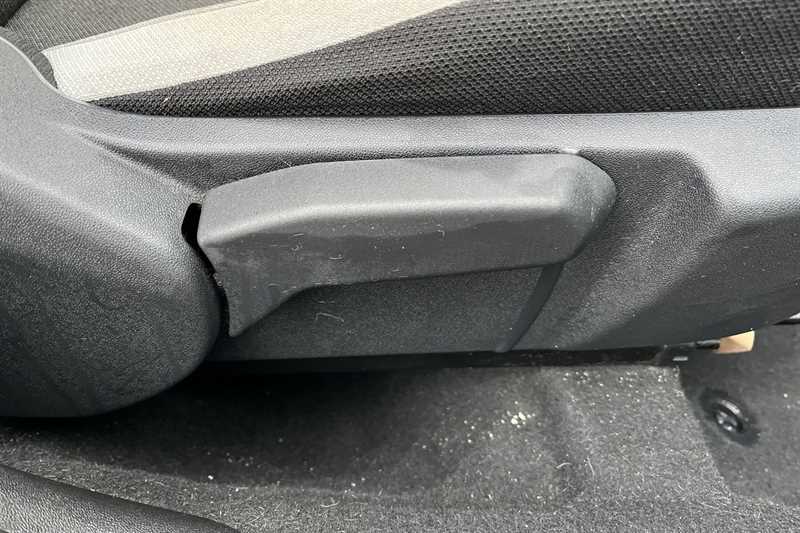 Used Toyota AYGO 2017 for sale - 77740208: Photo 32