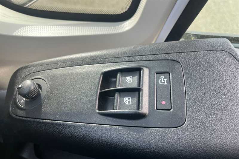 Used Vauxhall Movano 2024 for sale - 77960219: Photo 16