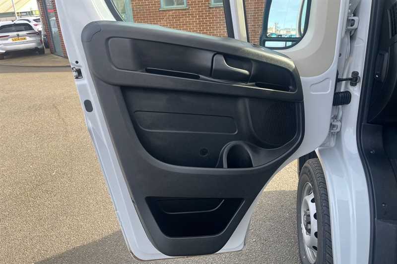 Used Vauxhall Movano 2024 for sale - 77960219: Photo 43