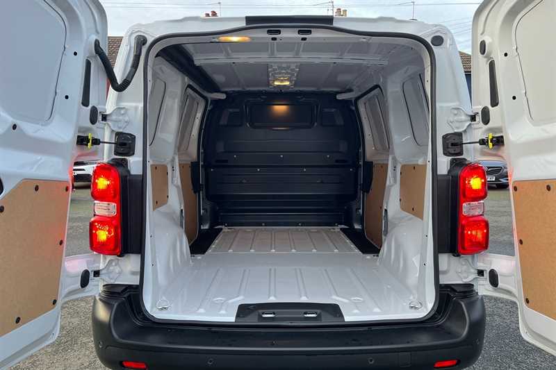 Used Vauxhall Vivaro 2025 for sale - 76272753: Photo 24