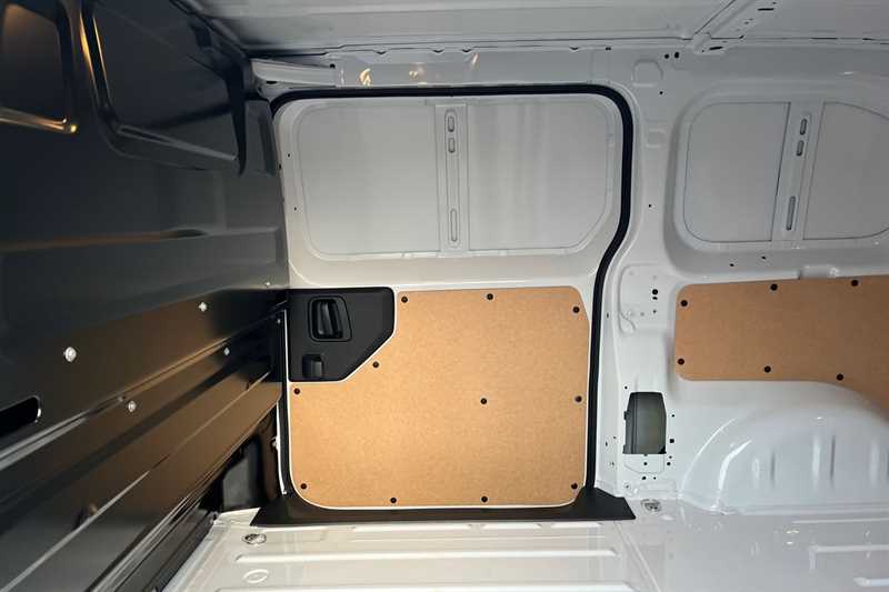 Used Vauxhall Vivaro 2025 for sale - 76272753: Photo 48