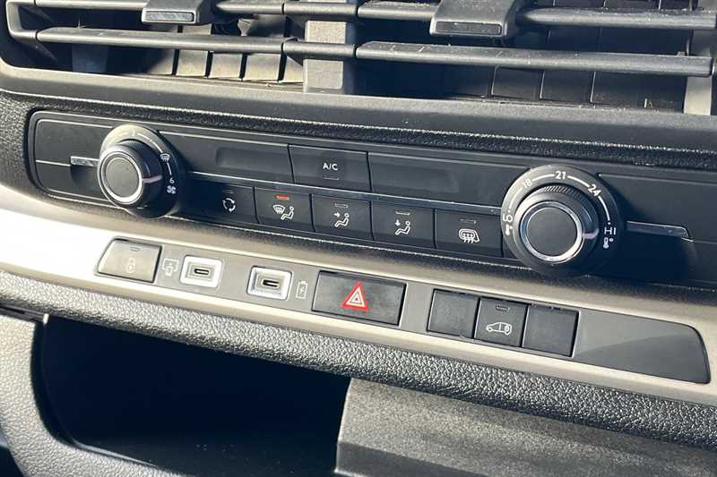 Used Vauxhall Vivaro 2024 for sale - 77471861: Photo 15