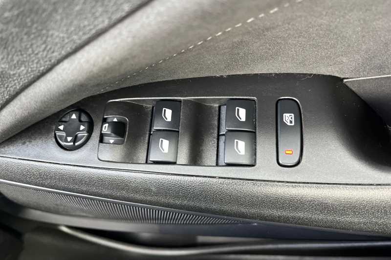 Used Vauxhall Crossland 2022 for sale - 77146318: Photo 16